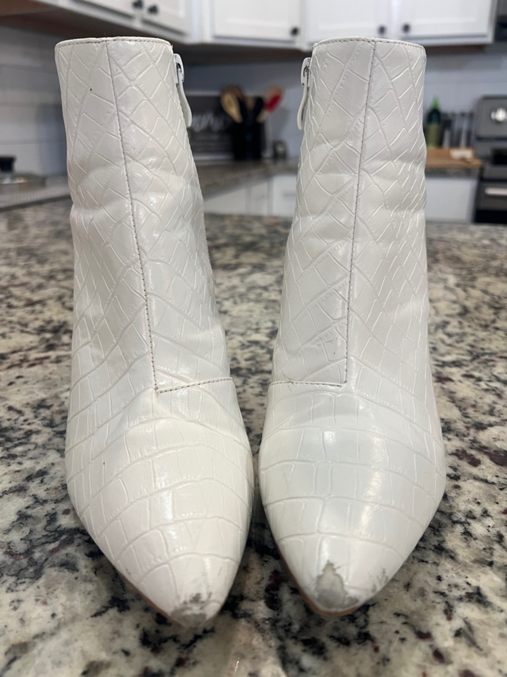 Nasty Gal White Pointed Block Heel Ankle Boots - Picture 4 of 5